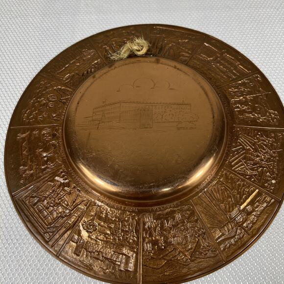 VINTAGE SVERIGE, SWEDEN PATINA COPPER PLATE, 10.75", HOOK FOR HANGING, VGC - Picture 8 of 10
